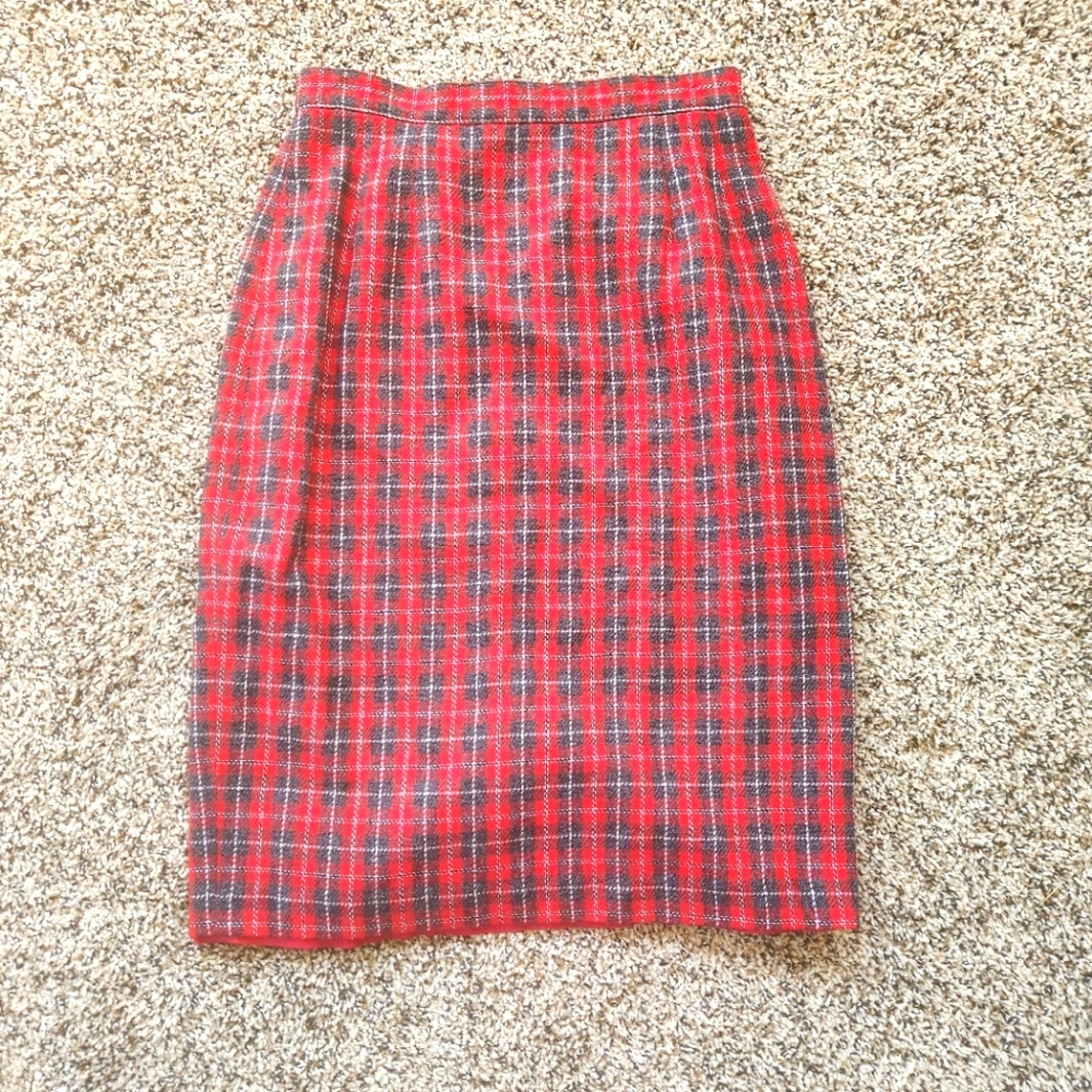 Vintage Leslie Fay Plaid Wool Pencil Skirt Size 8 - Red, Gray, White